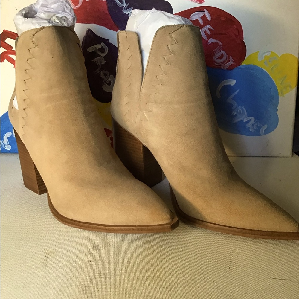 Vince Camuto Suede Block Heel Booties Size 11
